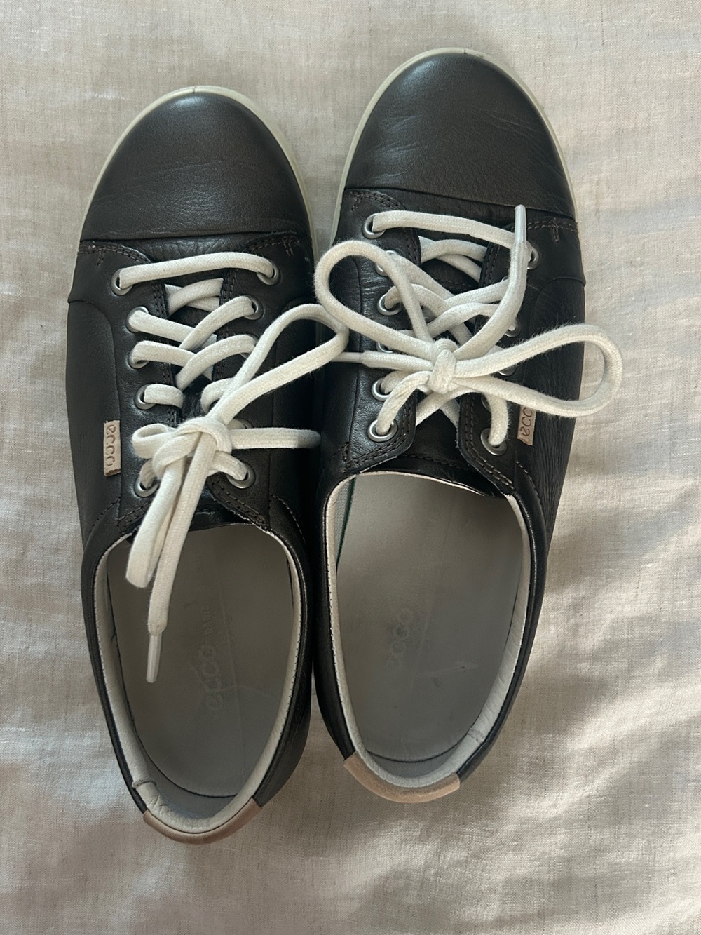 Ecco Pewter Leather Lace-Up Sneakers with White Laces